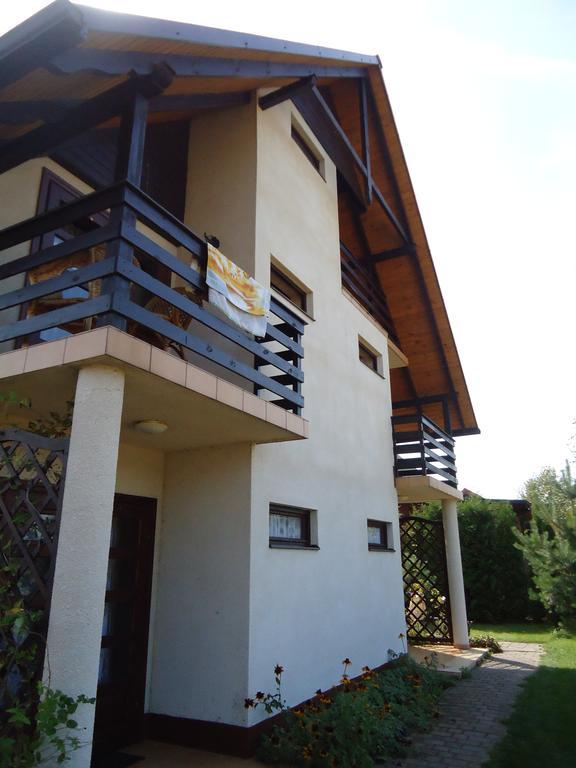 Willa Sara Okuninka Exterior foto